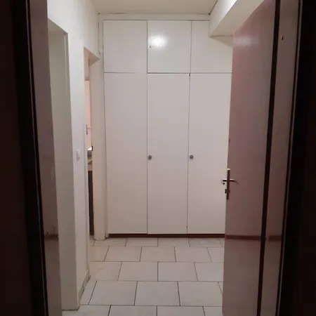 6 Rue De Vieilleville