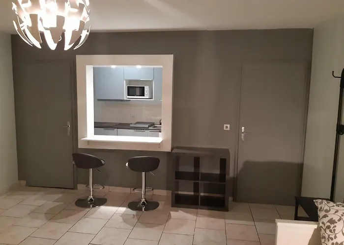 6 Rue De Vieilleville * 메스