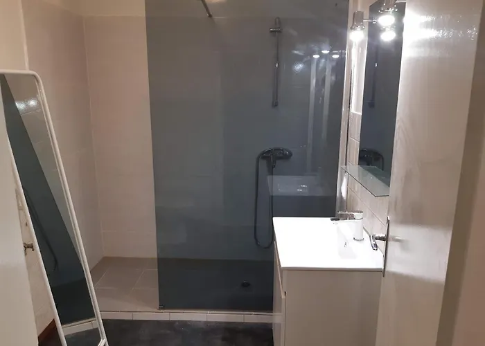 6 Rue De Vieilleville